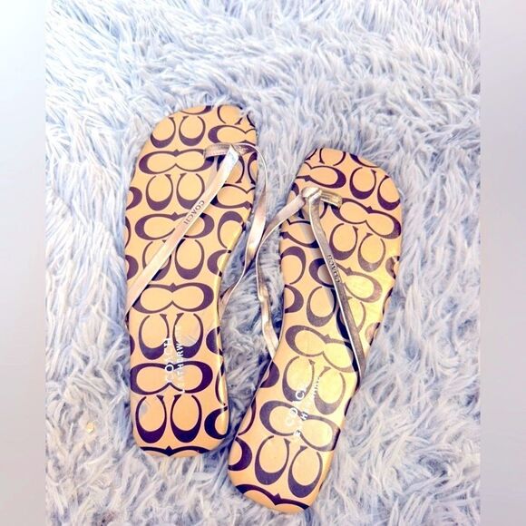 Coach Gold Sandals with Signature Monogram Sz 39 - Picture 1 of 5